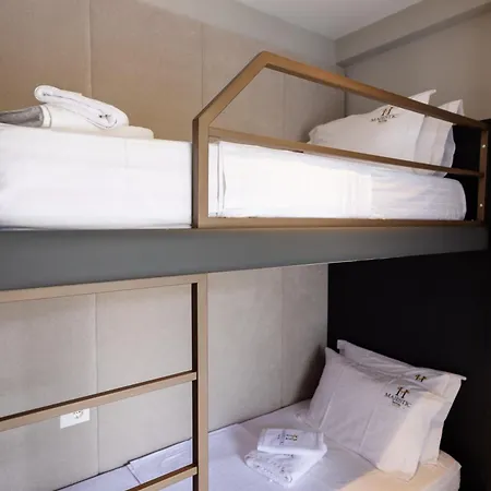 Majestic 酒店 Radhimë