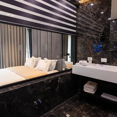 Majestic 4* Radhimë