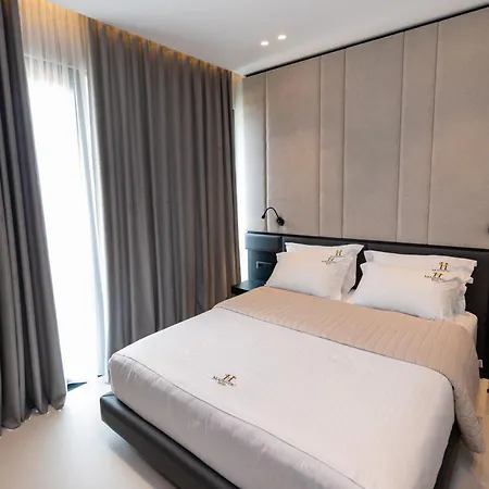 Hotel Majestic Radhimë