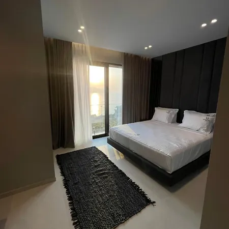 Majestic Hotel Radhime