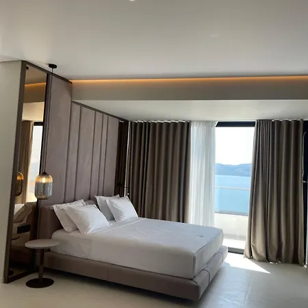 Hotel Majestic 4*