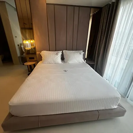 Majestic Hotel