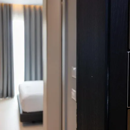 Hotel Majestic 4*